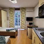 Apartmenthausmannstaetten