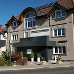 Apartmenthausmannstaetten
