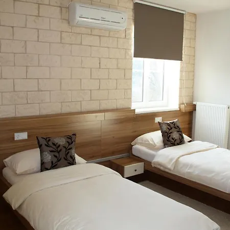 Apartmenthausmannstaetten *