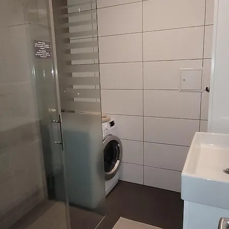 شقة Apartmenthausmannstaetten *