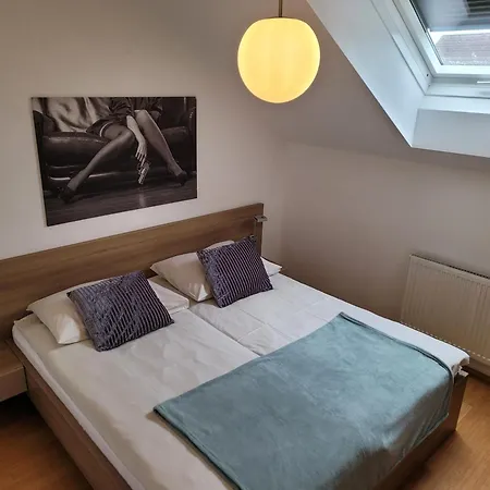 Apartmenthausmannstaetten Apartmán *