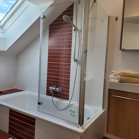 Apartmenthausmannstätten Lägenhet Hausmannstatten